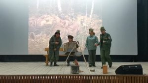 Военно-патриотическая музыкальная композиция "В лесу прифронтовом" исполняет Света Бижева