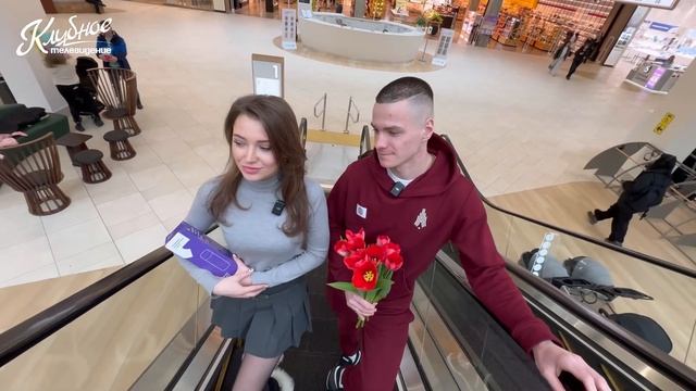 Поздравляем девушек с 8 марта в ТРЦ «Планета» | Амкар Пермь смотреть онлайн