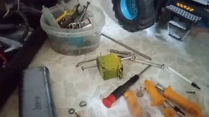 т-150к устанавливаем гидроцилиндры на заднюю навеску