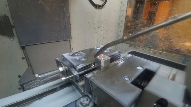 Эпизод фрезеровки детали из д16т ( Haas SuperMiniMill ) смотреть онлайн