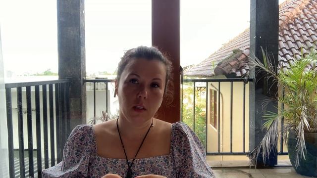 Почему сейчас такой ТРЕШ, если мы идём в такое светлое и прекрасное будущее? смотреть онлайн