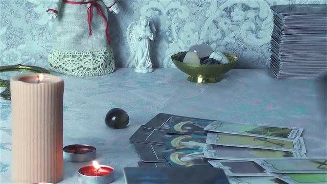 Какая змея судьбу подменяла меня закрывала? ТАРО