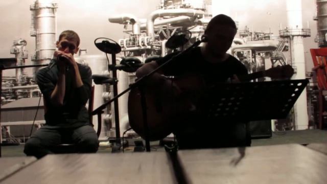 Валерка Щелчков & Джони "Бабочка" Харпер - А на улице мороз (ДМЦ) смотреть онлайн