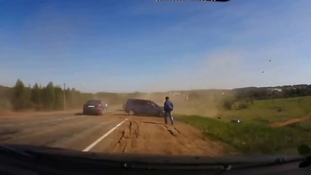 БОЙТЕСЬ ЭТИХ ДЕБИЛОВ! ТРЕШ ВИДЕО смотреть онлайн