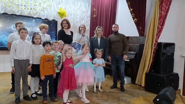 Большой отчётный концерт «Созвездие талантов» смотреть онлайн