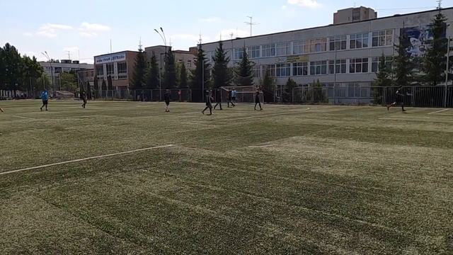 12 тур. Чемпионат Обнинска по футболу 8х8.  Факел - Wolf смотреть онлайн