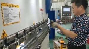 SC Press brake 100Ton 3200mm 4+1axis with ESA 630 control system