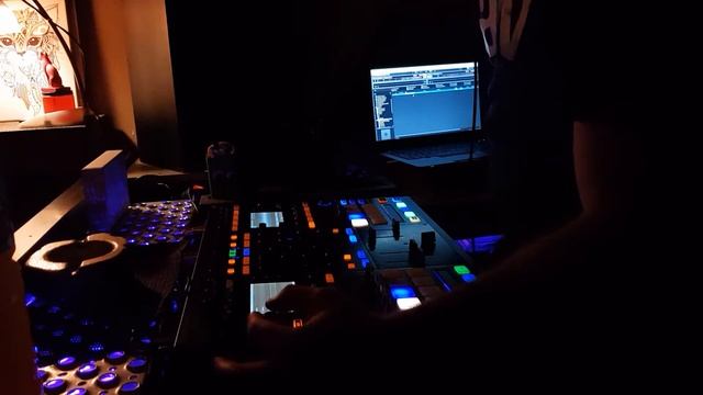 Dj Dots progresive goa trance on traktor s8 смотреть онлайн