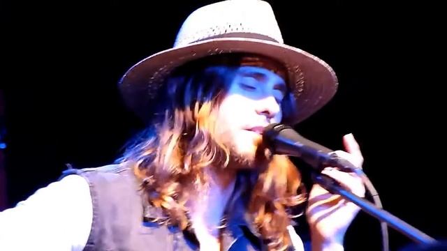 Up in The Air (short clip) Jared Leto - 30 Seconds to Mars @ M15 смотреть онлайн