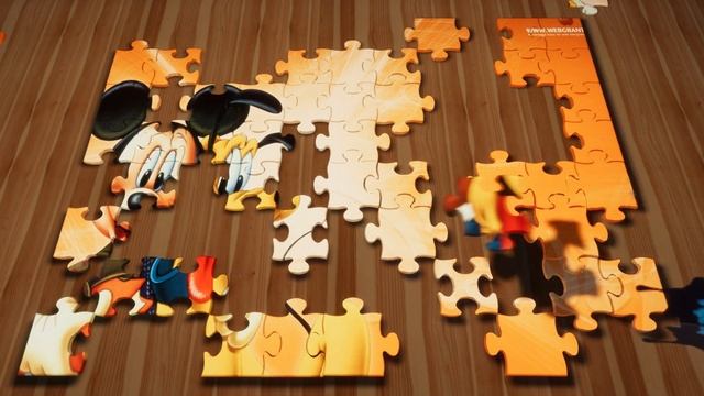 Mickey Mouse with Pluton Smiling in Puzzle Jigsaw Game смотреть онлайн