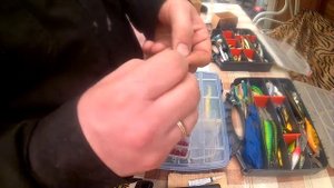 Красные крючки ,замена тройников на воблерах .