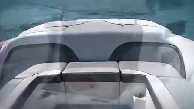 The Centurion Boats Cockpit - iboats.com смотреть онлайн