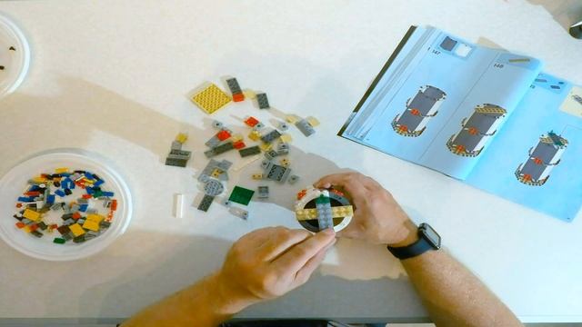 LEGO SET 21309. NASA APOLLO SATURN V5