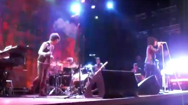 The Mars Volta - Intro/Son Et Lumiere/Inertiatic ESP [Live] 2009-12-07 - Tilburg, Netherlands - 013 смотреть онлайн