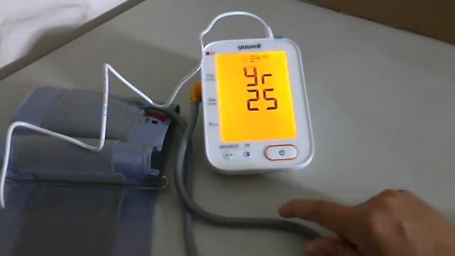 yuwell Blood Pressure Monitors Review, Be sure air plug is fully inserted into monitor; consistent
