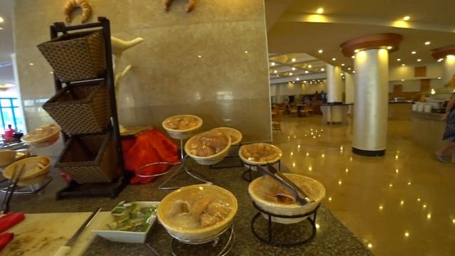 Египет 2020🇪🇬 HOTELUX Marina Beach Hurghada. Обзор завтрака, обеда и 2-х ужинов. смотреть онлайн