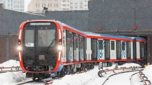 ЕДУ НА ПОЕЗДЕ МОСКВА ОТ САВЕЛОВСКОЙ ДО СОЛНЦЕВО ... ДЕПО ...