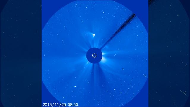 Comet ISON C2012 S1 Perihelion Enters  Exits SOHO LASCO C3  Disintegrates?