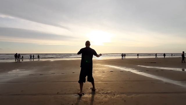 Чи Конг - Профессиональный курс в Амбол Индии смотреть онлайн