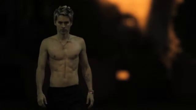 30 Seconds To Mars - Hurricane (Uncensored) (HD).mp4 смотреть онлайн