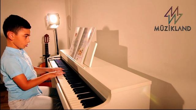 Seymen Yılmaz-Happy Birthday To You смотреть онлайн