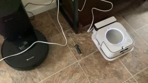 2 iRobot Braava Jet M6 with problems. White light just circles. Anyone know what’s wrong?