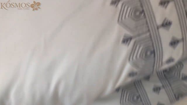 Manufactures made in China low price solid color used hotel comforters