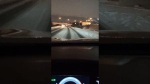 Пробки в Буграх 04.02.2025 Мы живем без дорог, света и тротуаров. Сплошные склады и ямы на дорогах