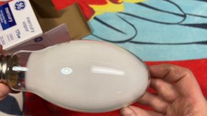 GE 175watt Deluxe White Mercury Vapor Light Bulb 2022