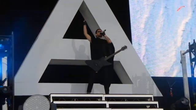 30 seconds to mars a beautiful lie stuttgart смотреть онлайн
