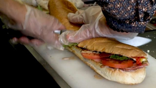 Woodstock Cafe смотреть онлайн