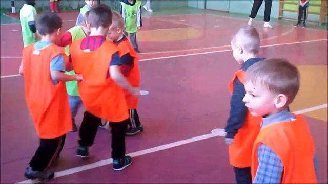 Семейный турнир по мини-футболу  в Калинковичах часть2