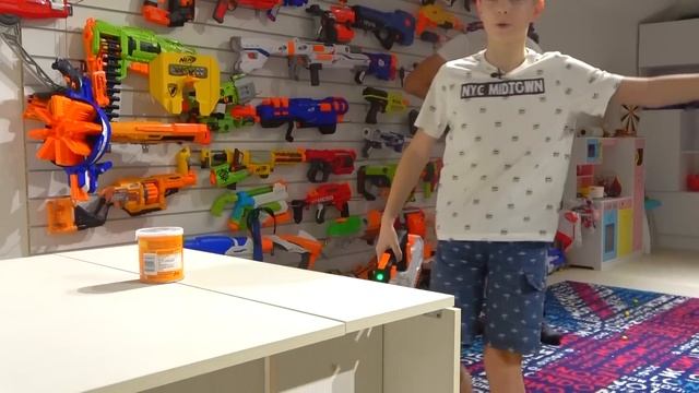 Саша ВЫБИЛ ВСЕ ЧИПСЫ ГОРА ВКУСНЯШЕК смотреть онлайн