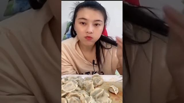 #shorts Ответ пользователю @viktop1994 #вкусно #многоеды #асмр #мукбан смотреть онлайн