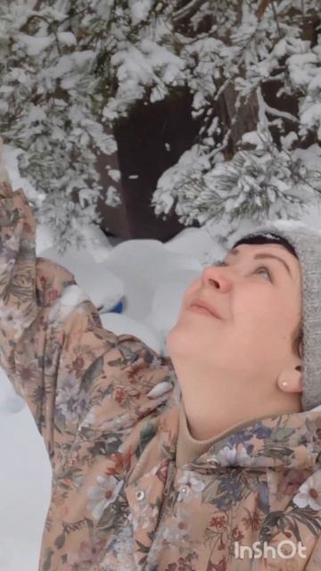 хотела как у блогеров... получилось так))#подворье #зимахолода #снег