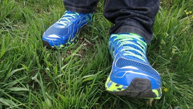 Святой чеLOVEк - обсосы в кроссовочках смотреть онлайн