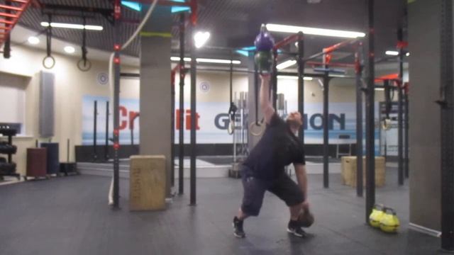 Доношение напопа трёх гирь общим весом: 73,5 кг; 77,5 кг; 81,5 кг.Bottoms up kettlebells THA-81,5 k смотреть онлайн