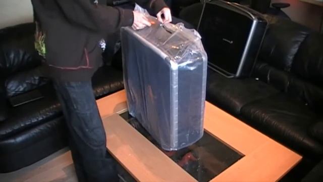 Unboxing CoolerMaster Cosmos S смотреть онлайн