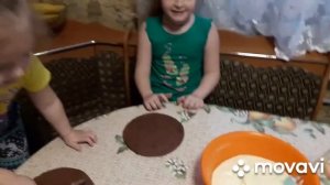 Ладушки,ладушки,печём ТОРТИК с момочкой!!