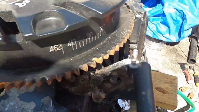 Set timing on a Mercury 175xr2 SportJet boat motor смотреть онлайн