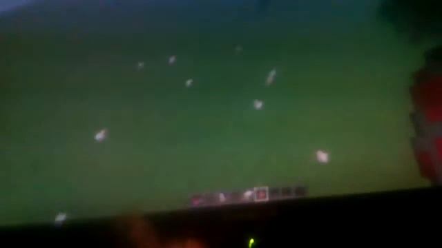 Как сделать НЛО из куриц в Minecraft. смотреть онлайн