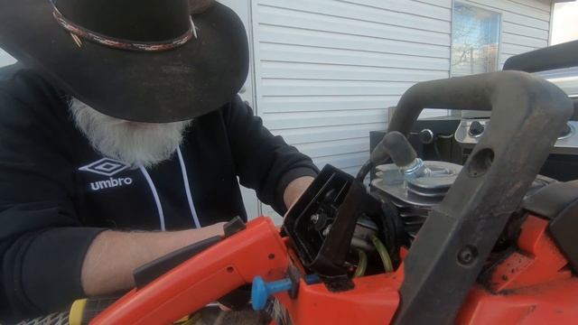 How to replace the fuel lines and primer bulb on a craftsman chainsaw смотреть онлайн