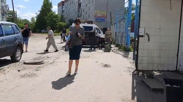 Ну очень питательный завтрак! Рынок уже не тот... смотреть онлайн