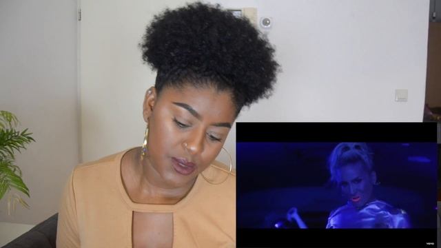 Claudia Leitte - Baldin de Gelo REACTION (REAÇÃO) смотреть онлайн