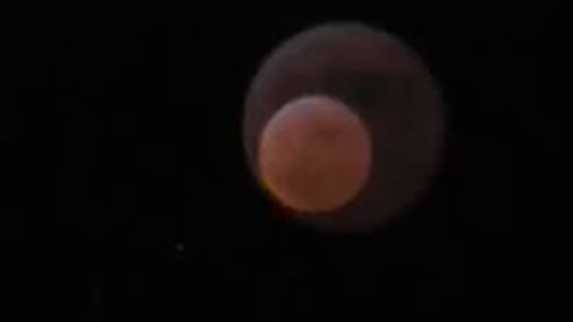 2 DE MARZO DE 2007 ECLIPSE DE LUNA DURANTE LA TOTALIDAD смотреть онлайн