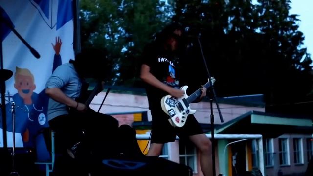 Шлагбаум - Ленинградские лужи(видеоряд) смотреть онлайн