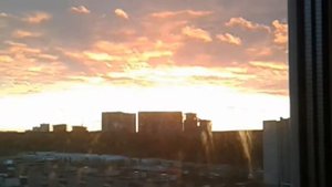 У меня было вчера вечером розовое небо 1 ноября