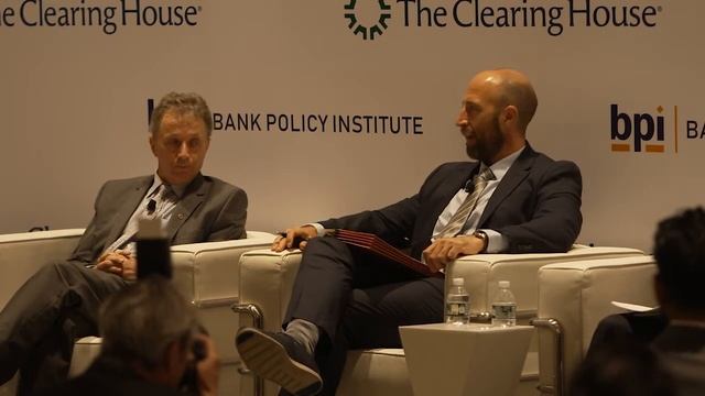 Climate Regulation Is Heating Up: How Will the Financial Sector Adapt? смотреть онлайн