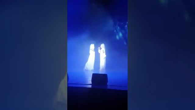 "Космос" - АЛЕКСАНДРА МАКАРЕНКО и Алина Гарбузова ("Молодёжка") Филармония