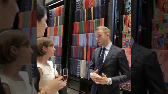 TAA PR CAROLINA HERRERA CITYCENTERDC GRAND OPENING смотреть онлайн